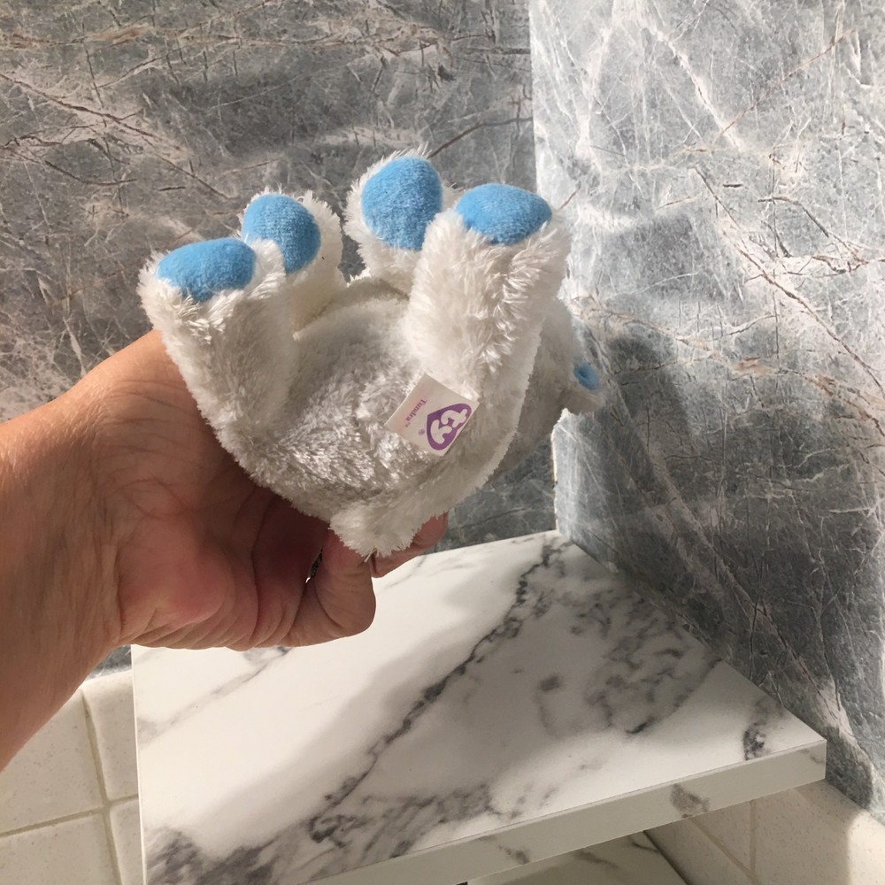 Ty Beanie Babies Beanie Boo's Tundra the polar bear - Picture 2 of 6